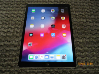 Apple iPad Pro 1º 12.9, Wi-Fi | 32GB 128GB 256GB IGray,Prata,G antigo |Grau C